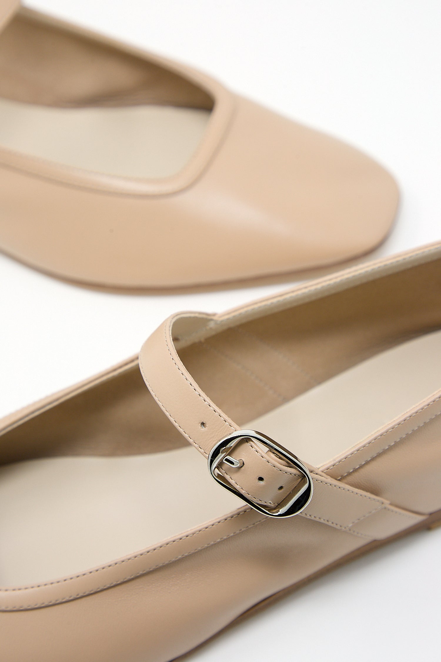 Pair of Leather Ballet Mary Jane in Fawn with leather piping and a matching belt by Le Monde Beryl.