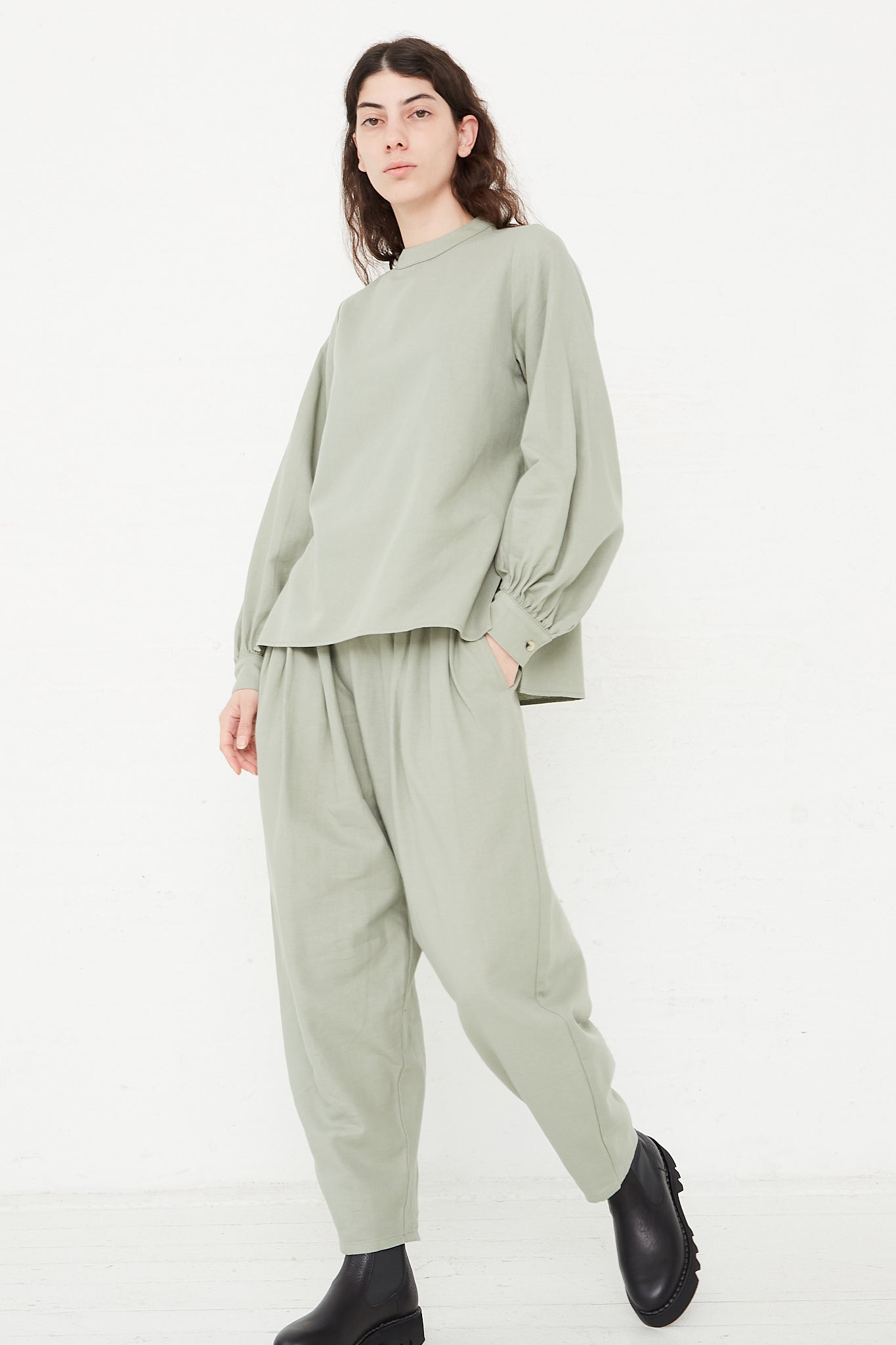 Cotton Twill Draped Pants in Agave