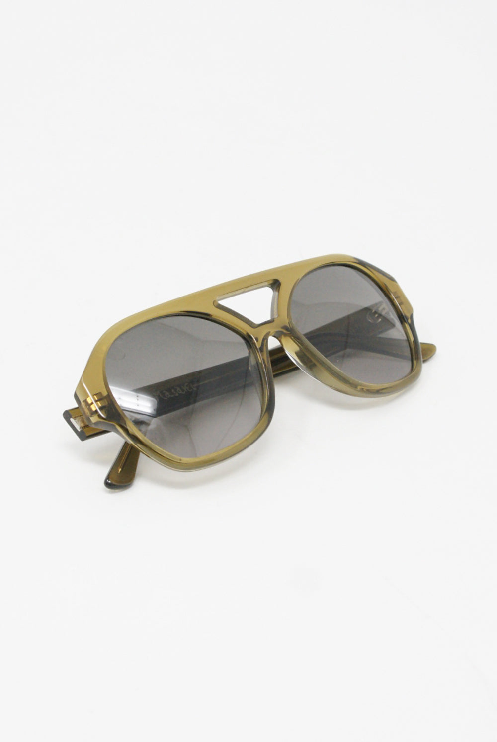 Eva Masaki Chiyo Aviator Sunglasses in Avocado