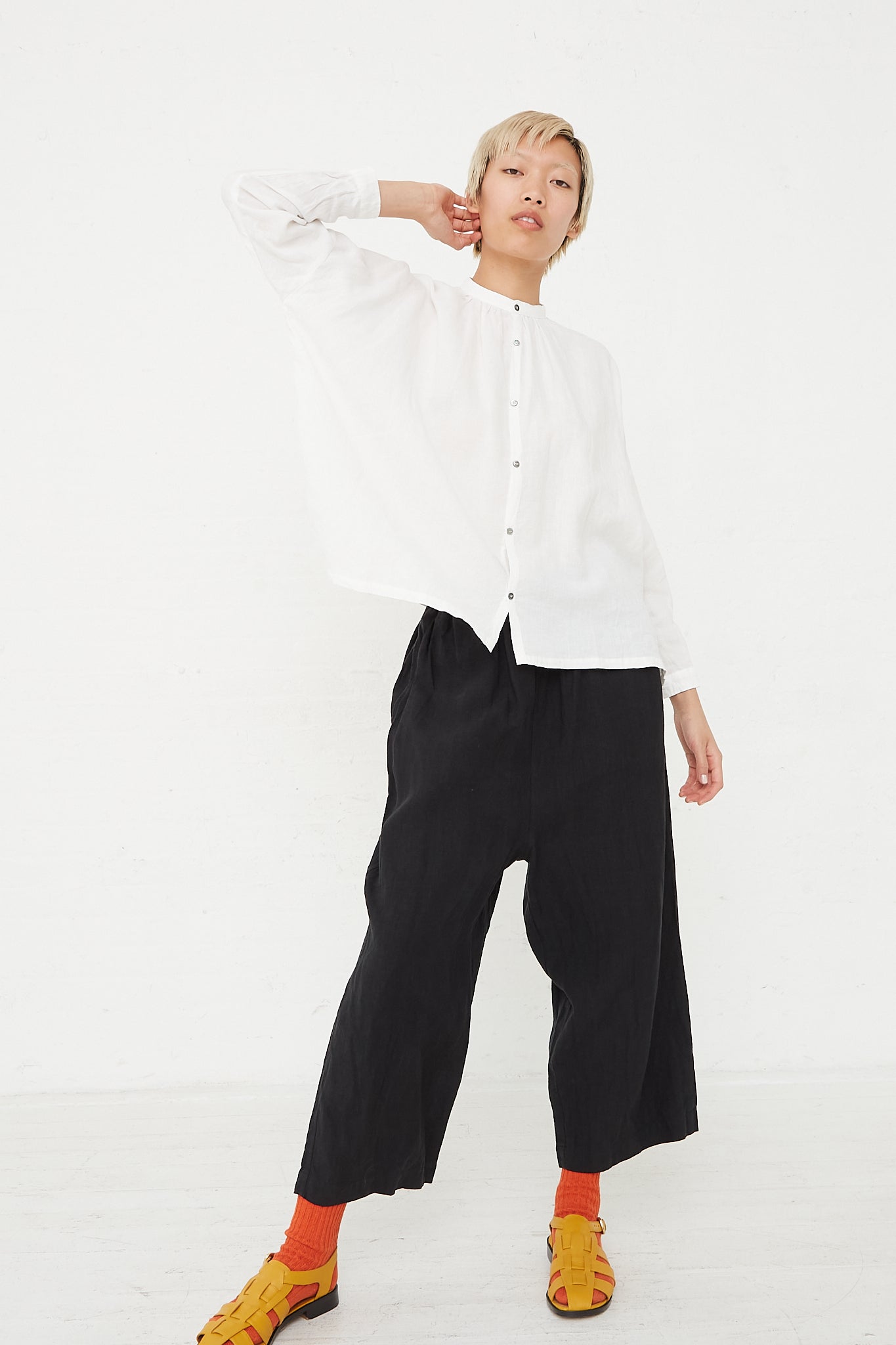 Ichi Antiquites - Azumadaki Ramie Flocky Dot Linen Shirt in White front view