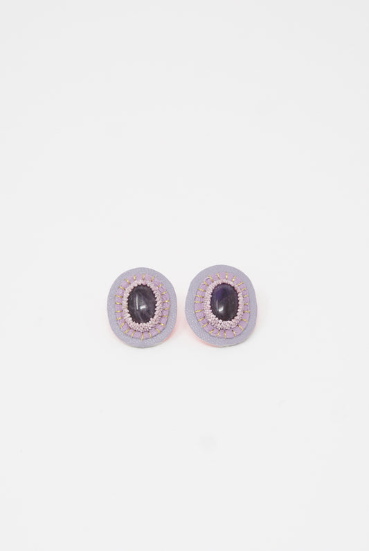 Robin Mollicone - Oval Earrings in Amethyst