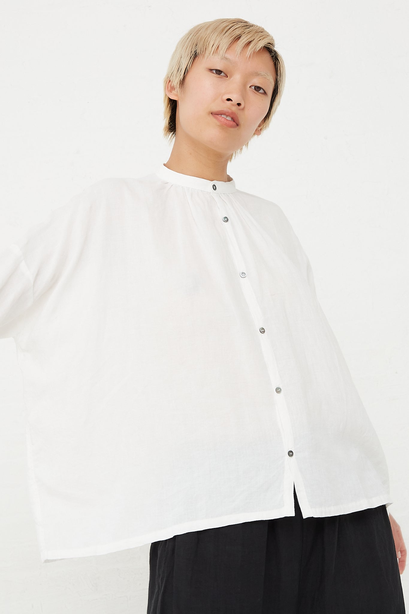 Ichi Antiquites - Azumadaki Ramie Flocky Dot Linen Shirt in White front detail