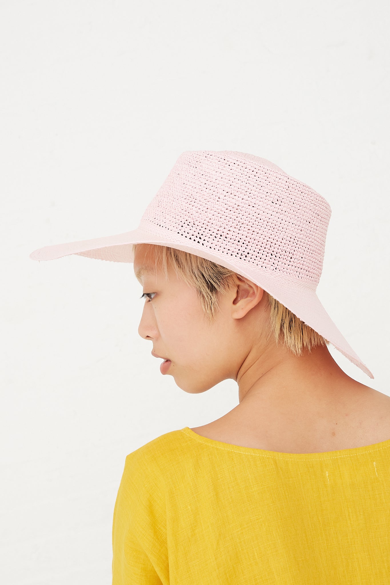 Clyde - Dai Hat in Pink Petal profile view