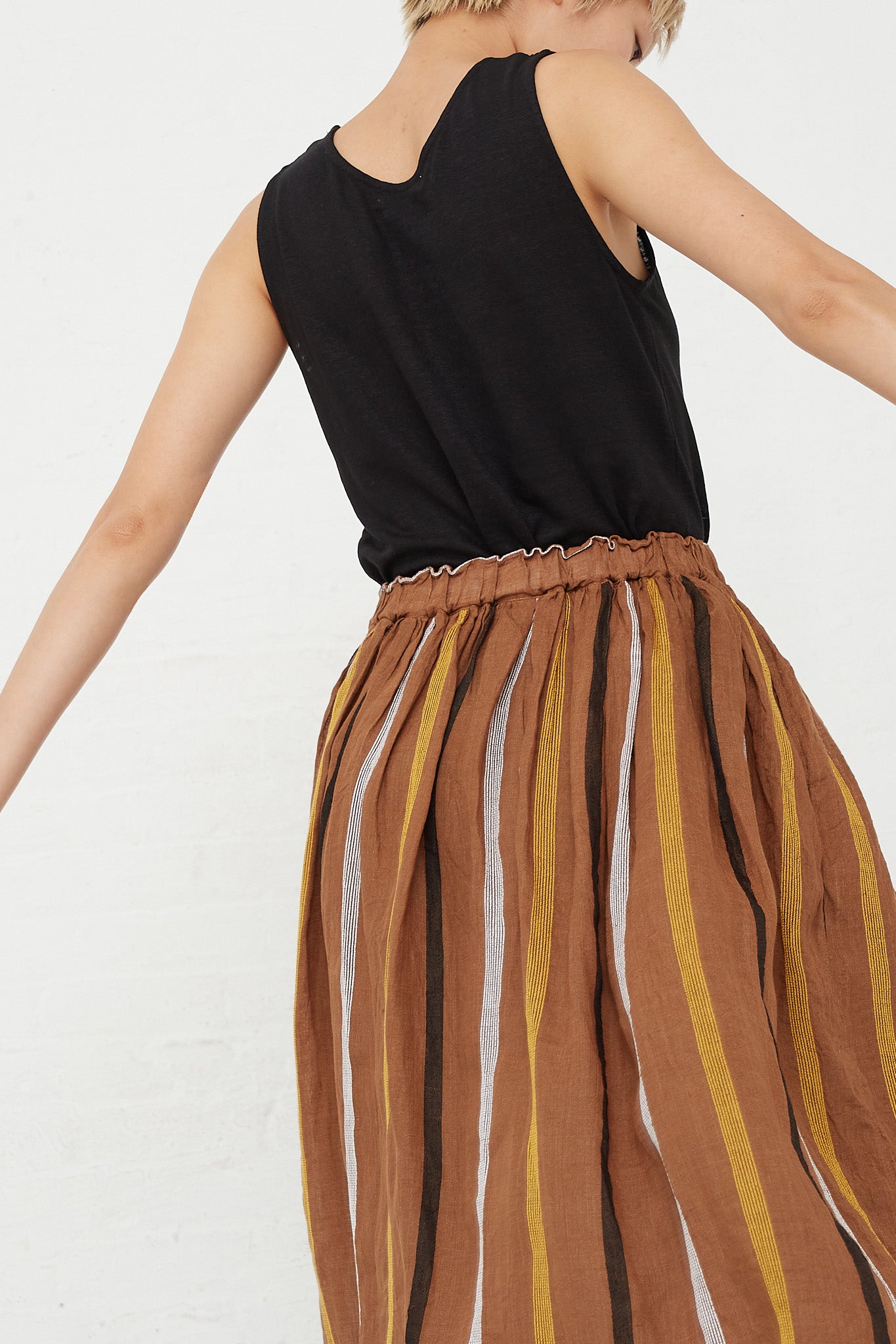 Ichi Antiquites - Linen Dobby Stripe Skirt in Brown back wasit detail