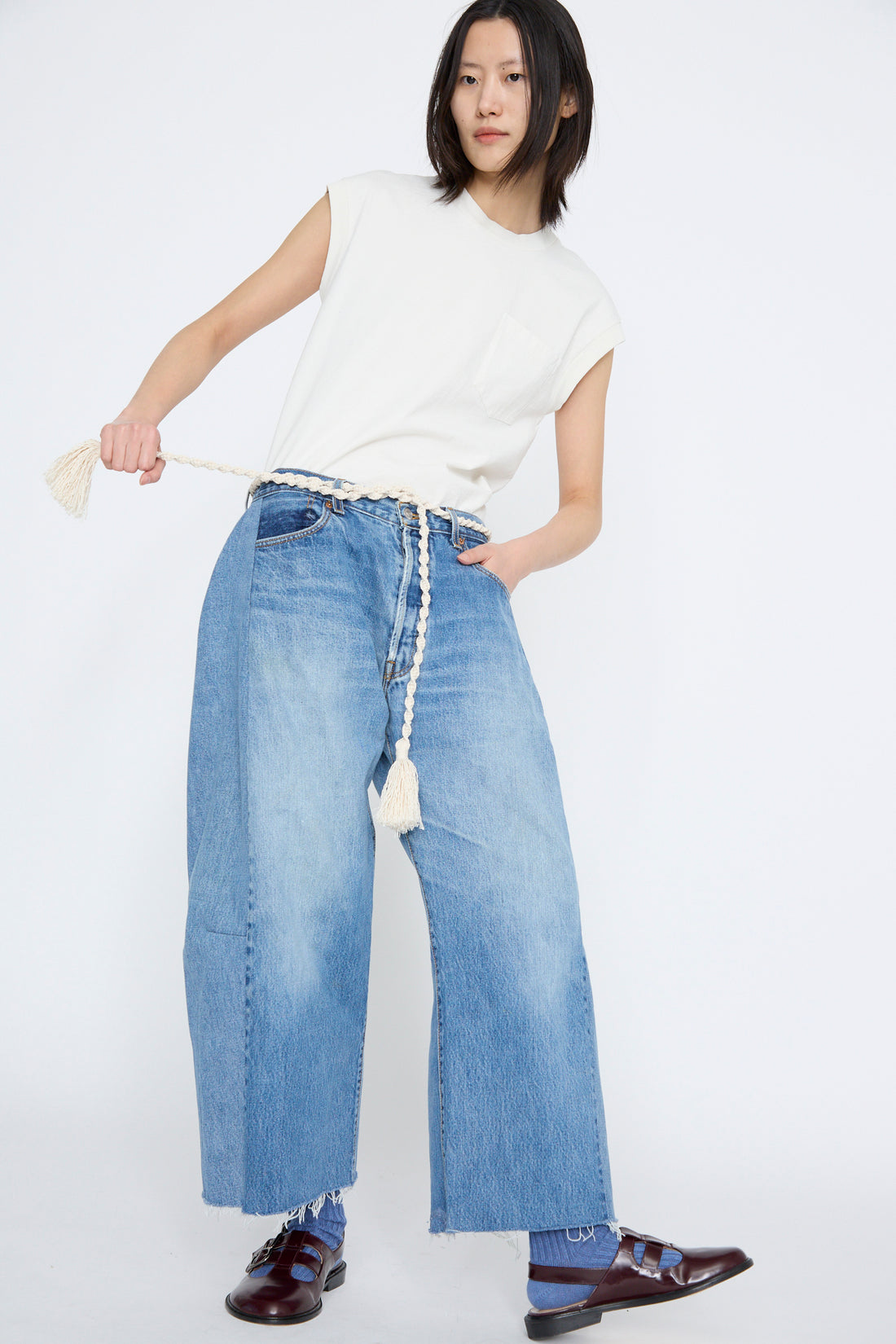 B Sides Lasso Jeans