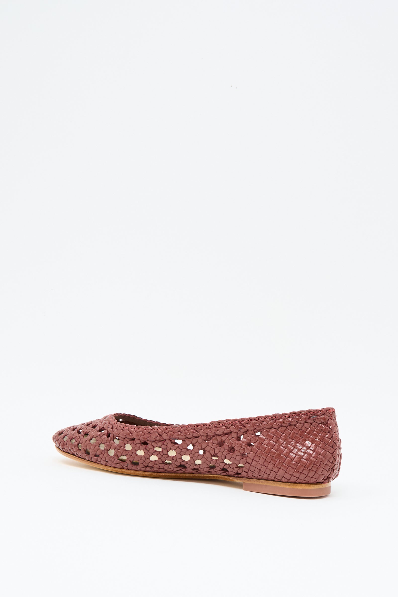 The Dragon Diffusion Capri Ballerina in Bordo, a reddish-brown woven leather flat with a round toe, is shown from the side against a plain white background.