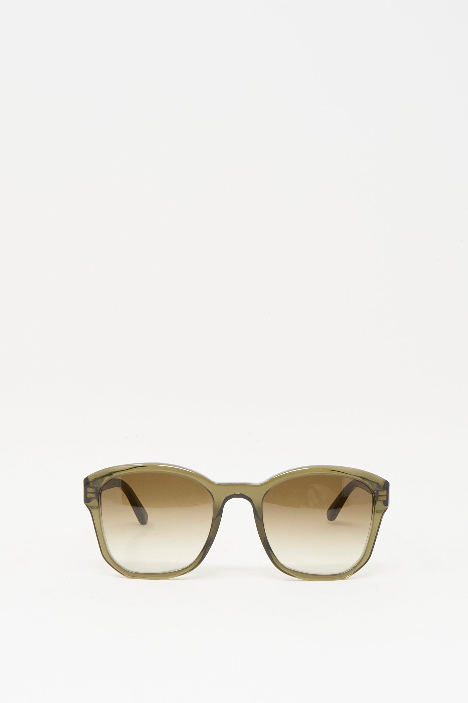 BQE Sunglasses in Turtle by Eva Masaki, crafted from premium Mazzucchelli acetate with gradient brown Zeiss lenses, are displayed against a plain white background.