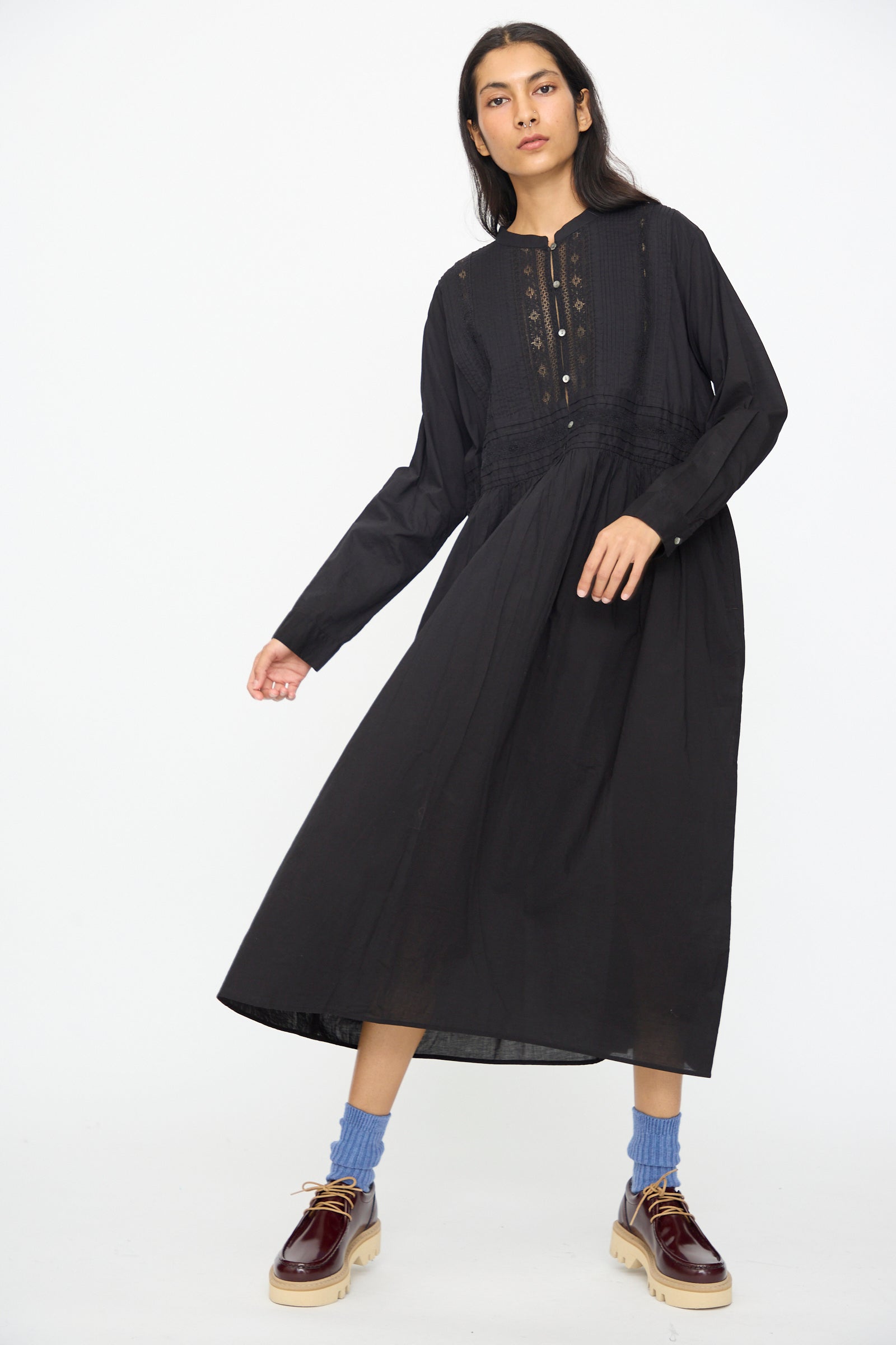 indian dress store near me Ichi Antiquités - India Cotton in Black color:Indigo Women's Espresso Crochet Tassel Work Wear Men