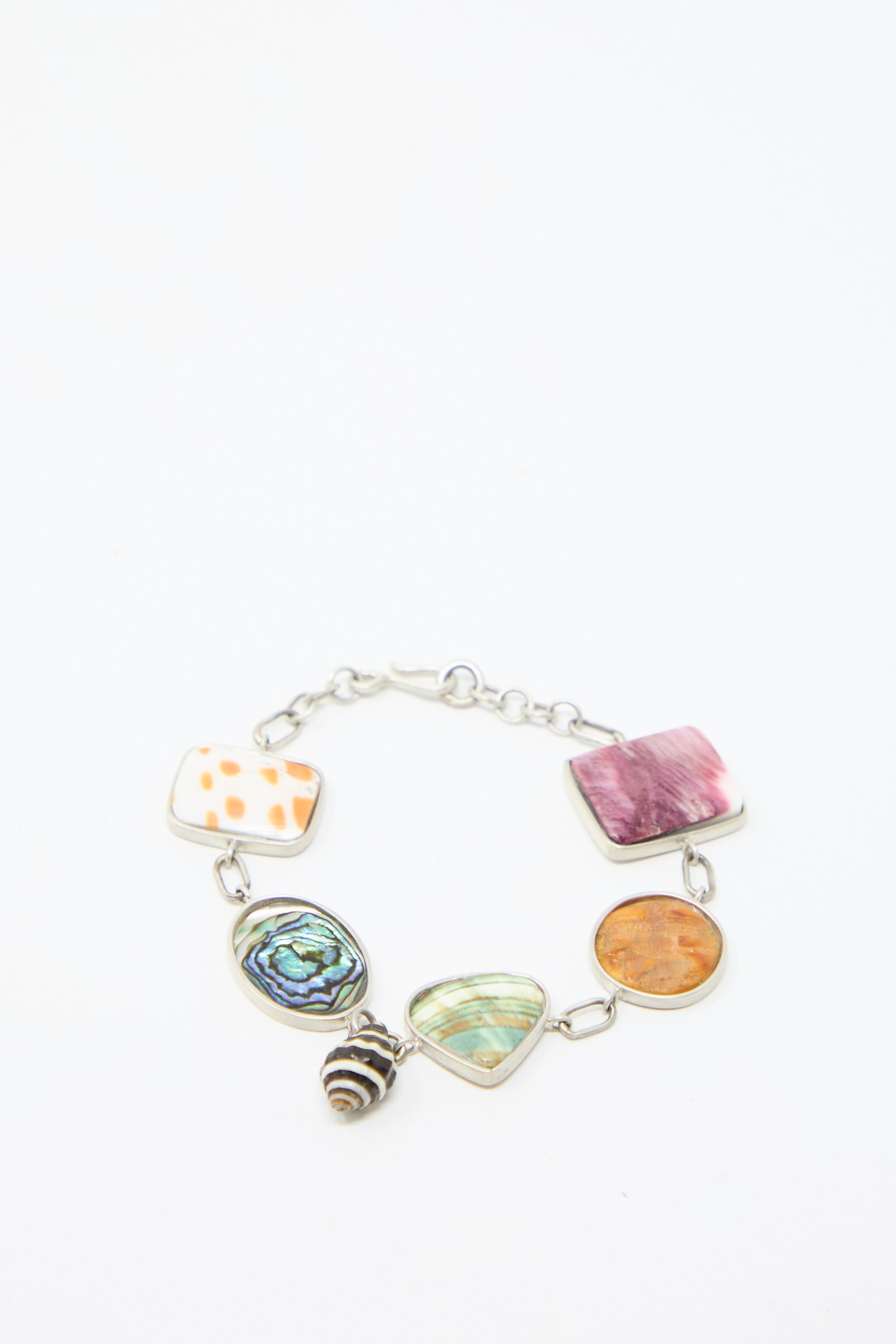 La Mar's Sterling Silver No. 001 Bracelet in Shell II features multicolored shells.