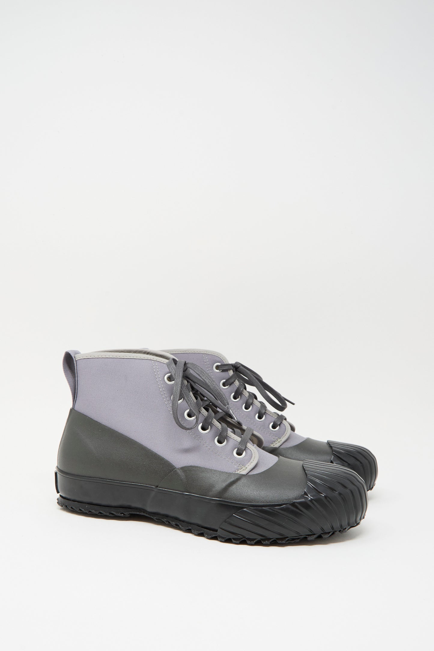 The Moonstar Alweather RF Sneaker in Ash is a pair of gray women's canvas lace-up sneakers featuring black rubber soles and toe caps, shown on a plain white background.