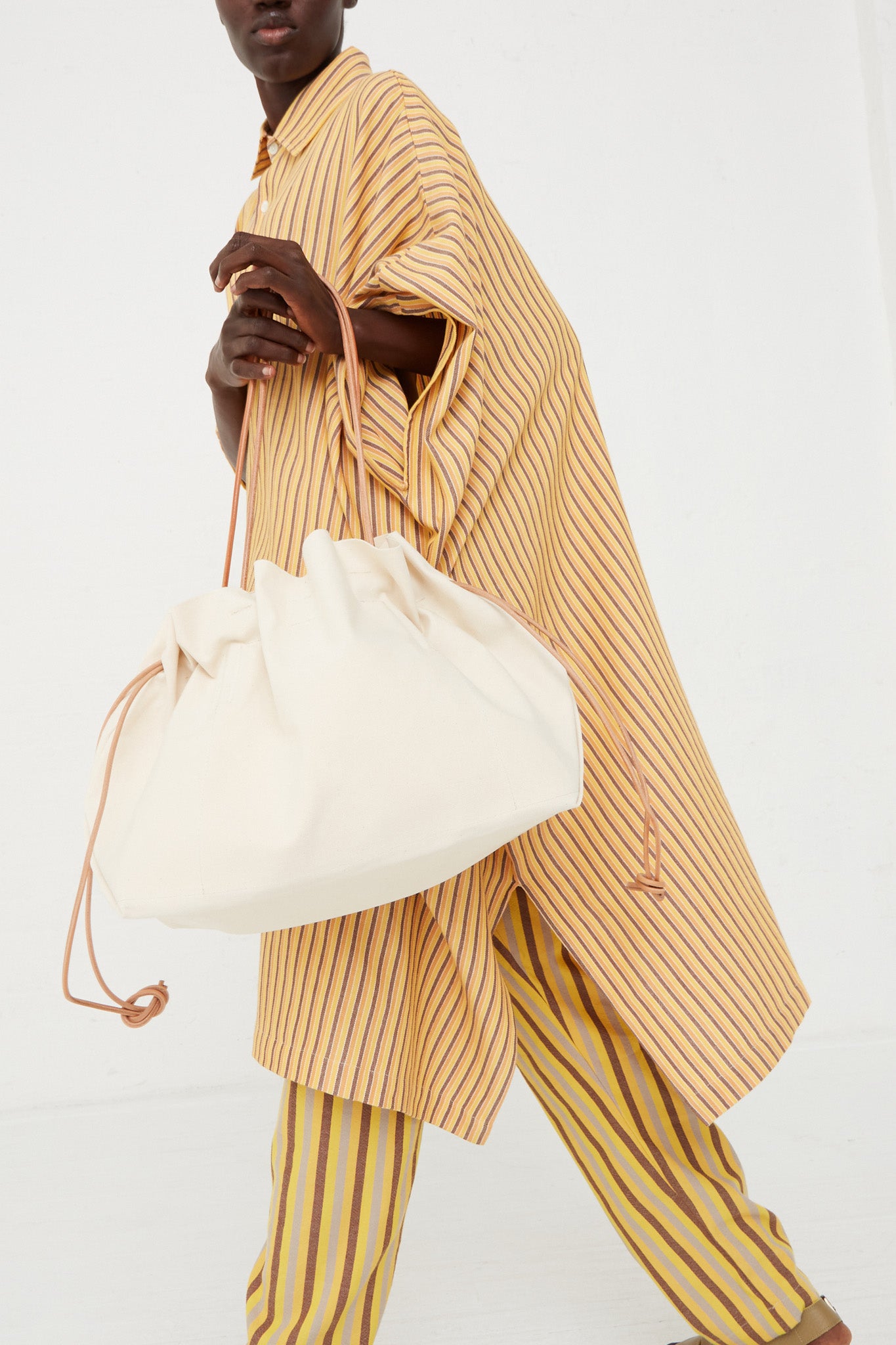 Amiacalva - Scarecrow Tote in White
