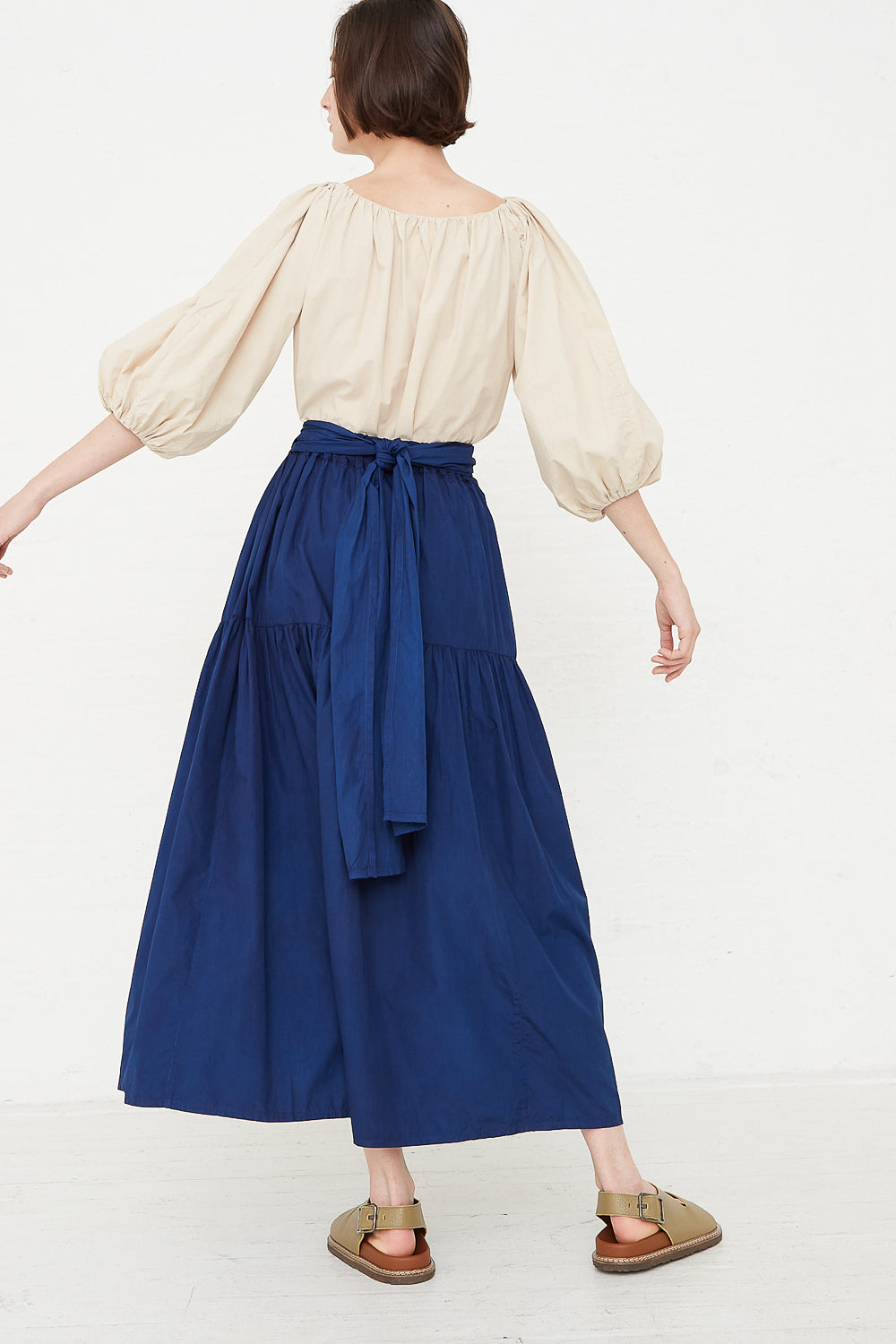 Cosmic Wonder - Suvin Cotton Broadcloth Wrapped Gather Skirt in Ryukyu Indigo back view