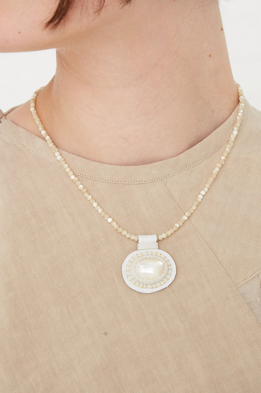 Charm Necklace in Mother of Pearl