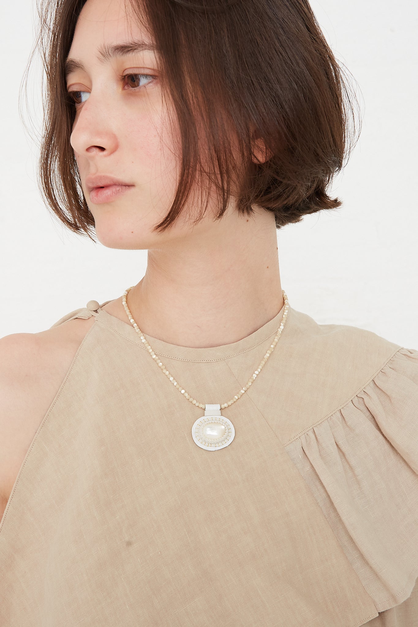 Charm Necklace in Mother of Pearl