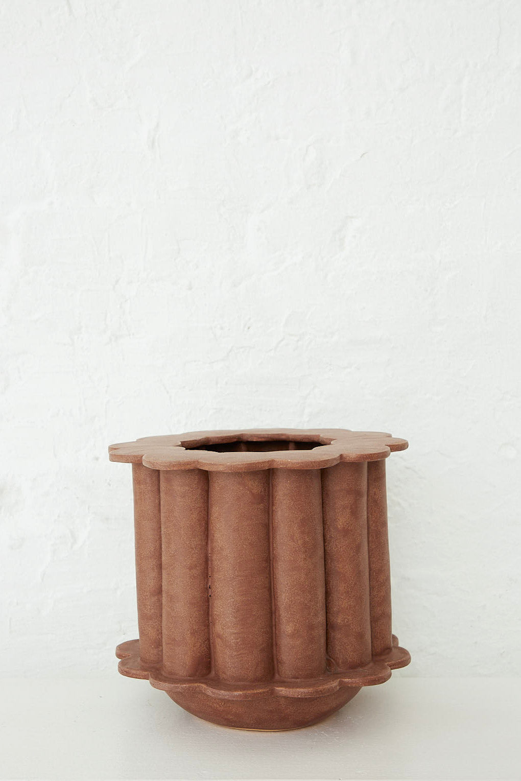 BZIPPY - Circle Ruffle Ceramic Vase in Chocolate | Oroboro Store