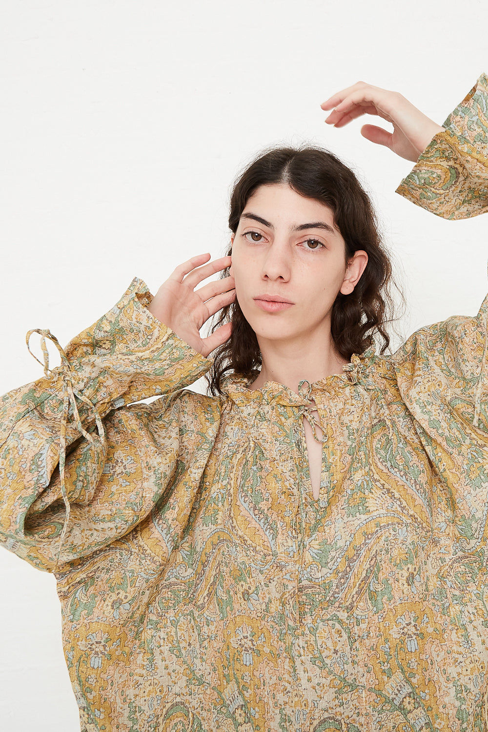 Ichi Linen Shirt in Camel sleeve detail