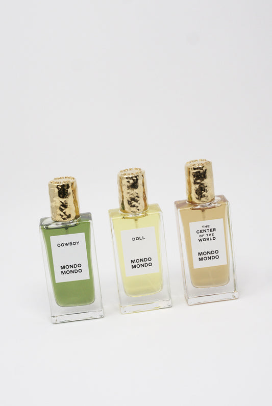 Mondo Mondo Eau de Parfum group view