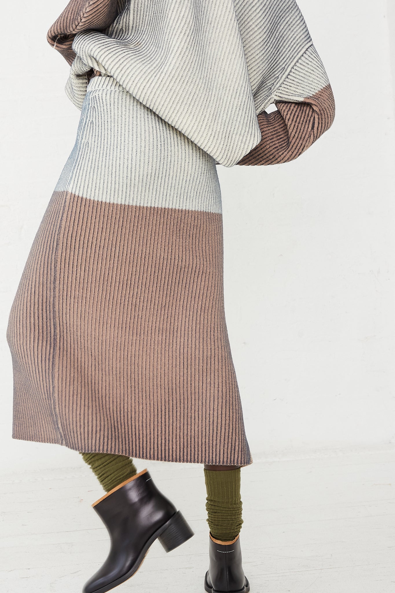 Wool Midi Skirt in Faded Grey