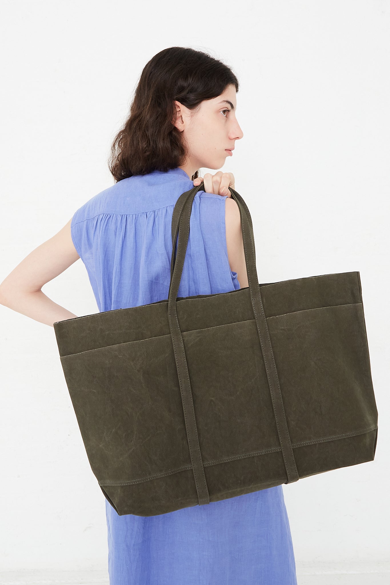 Amiacalva Washed Canvas 6 Pockets Tote L in Olive 